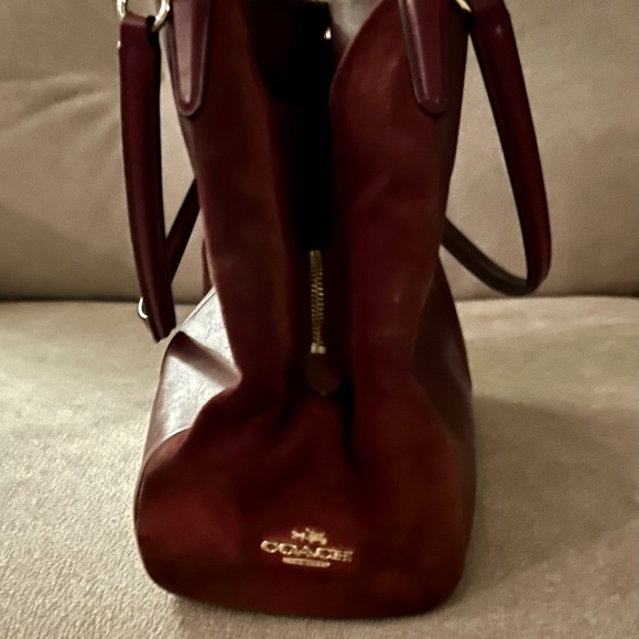 Coach Madison Shoulder Bag Maroon Leather & Suede F35723 - Picture 1 of 10